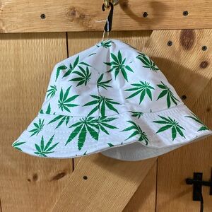 Bucket adult hat NEW